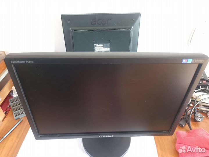 Монитор Samsung