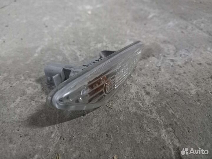 Повторитель поворота в левое крыло mazda 6 gh