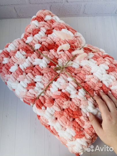 Плюшевый плед «Персик»