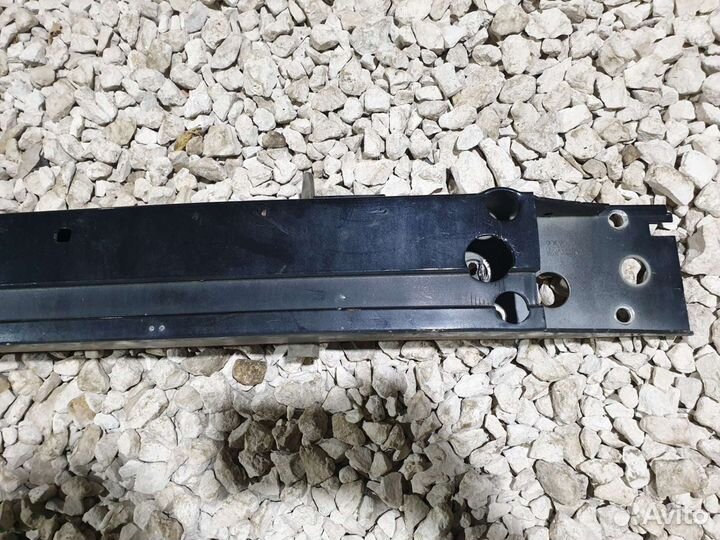 Усилитель переднего бампера Volvo XC90 Вольво