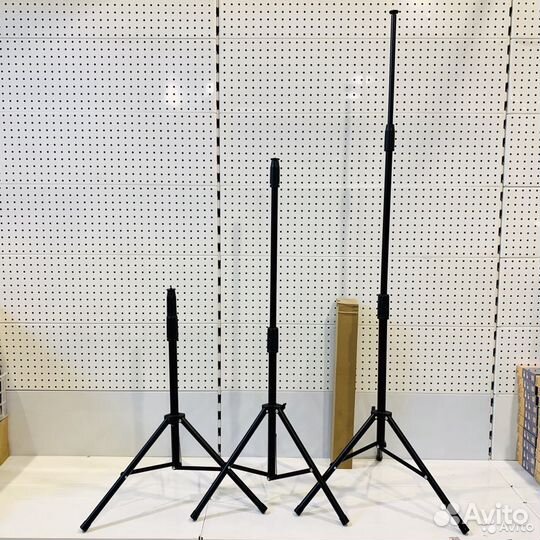 Штатив / тренога / стойка