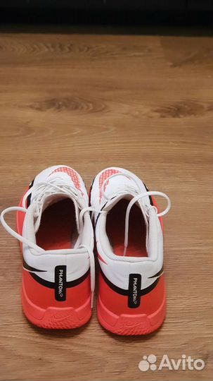 Футбольные бутсы nike