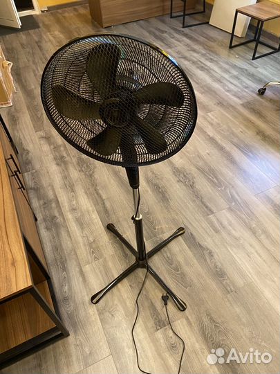 Вентилятор напольный