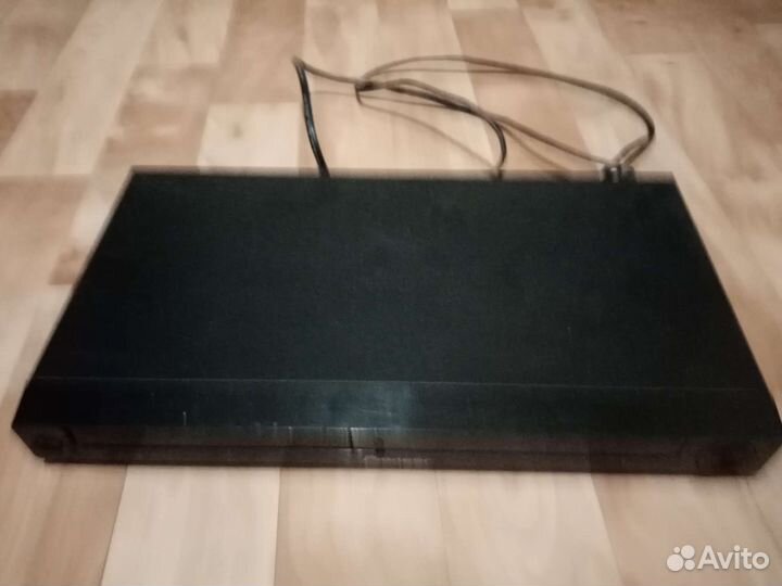 2 DVD плеера и 2 адаптера