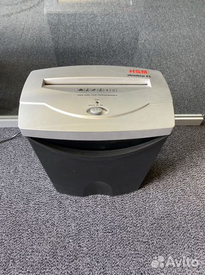 Шредер (уничтожитель) для бумаги HSM