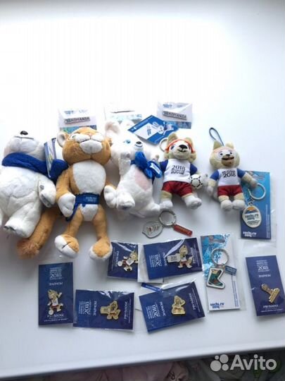 Коллекция значков бреллков Чемпионат мира 2018