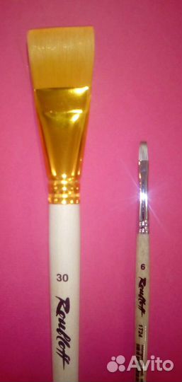 Кисточки художественные