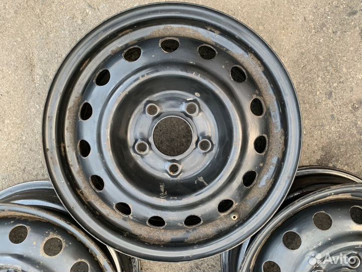 Диски R15 5x114.3 Dia 67.1 KIA