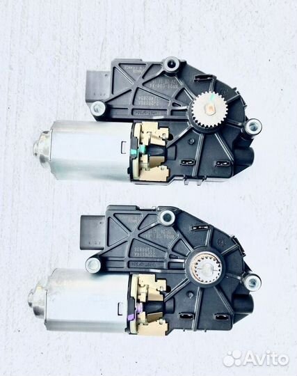 Моторчик люка Kia Optima 4