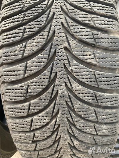 Goodyear UltraGrip 205/55 R16