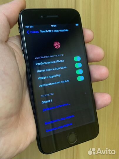 iPhone 8, 64 ГБ