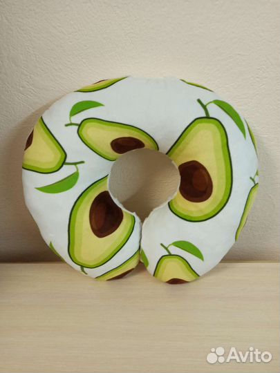 Подушка для шеи в авто