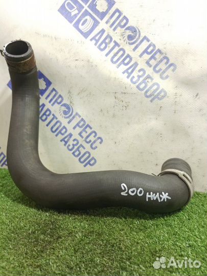 Патрубок системы охлаждения Toyota Corolla