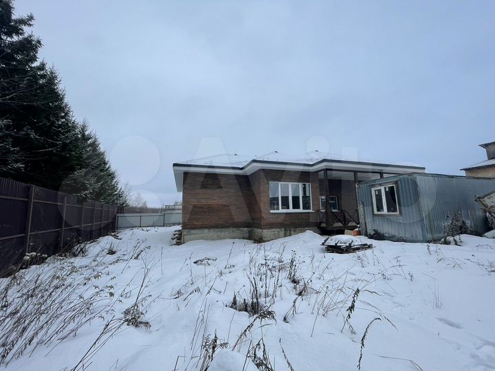 Дом 142 м² на участке 13,7 сот.