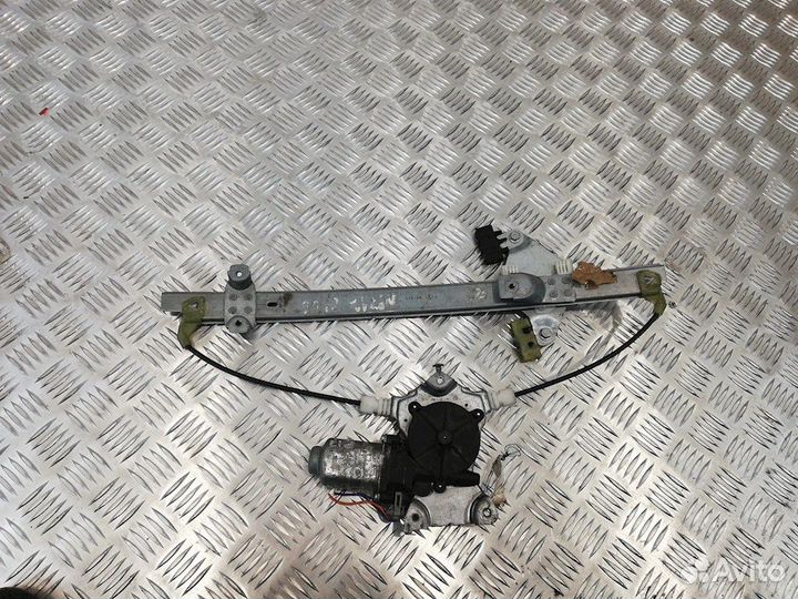 Стеклоподъемник электрический задний правый Nissan