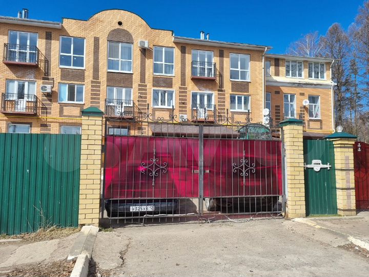 2-к. квартира, 61,8 м², 3/3 эт.