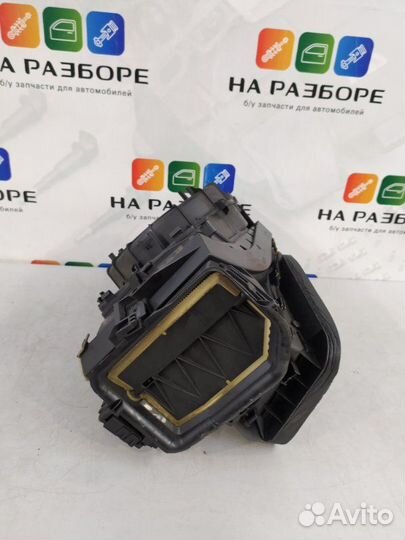 Корпус отопителя (печки) правый Audi Q7 4M cvmd