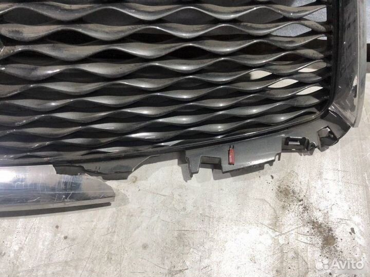 Решетка радиатора Infiniti Qx60