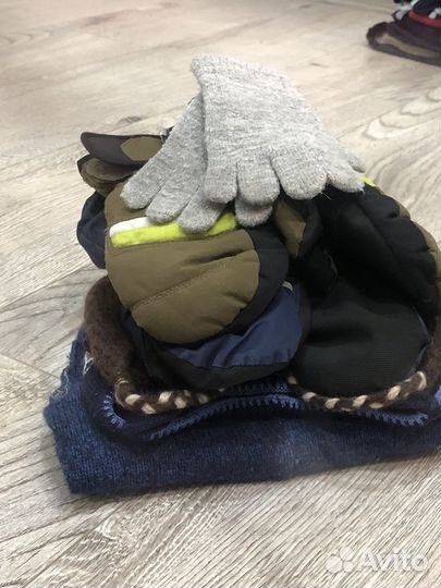 Шапка перчатки варежки nels