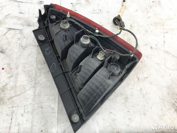 Стоп-сигнал левый Subaru Forester SG5 EJ205 2003