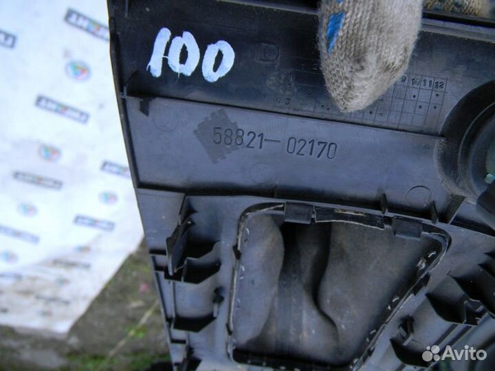 Накладка (кузов внутри) Corolla E12 2001-2006