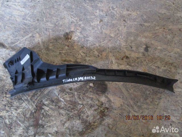 Накладка порога задняя левая Nissan Tiida (C11) 20