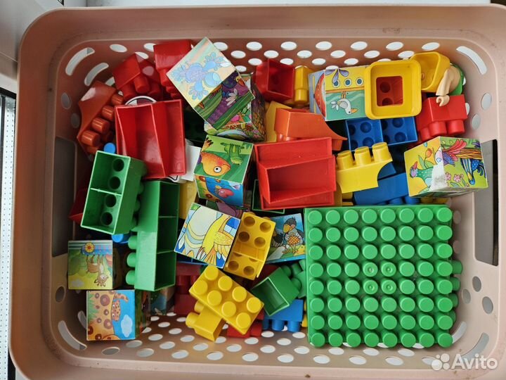 Кубики и конструктор пакетом