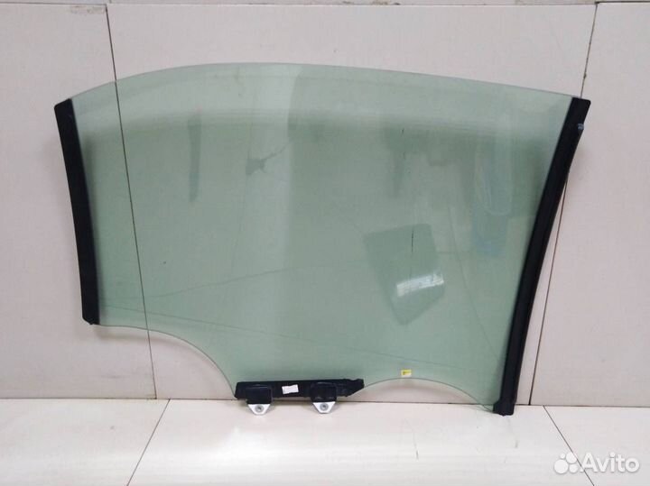 Стекло двери задней левой Honda Legend 2006-2011