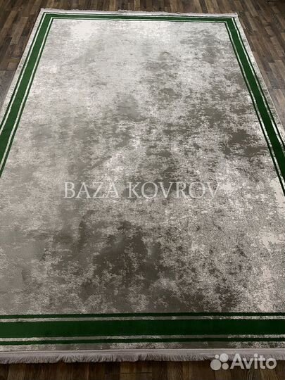 Ковер новый