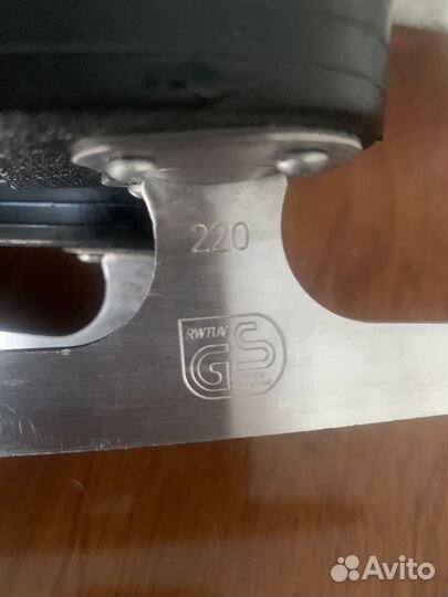 Коньки фигурные