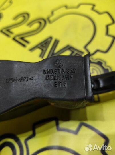 Ограничитель двери передний левый Volkswagen