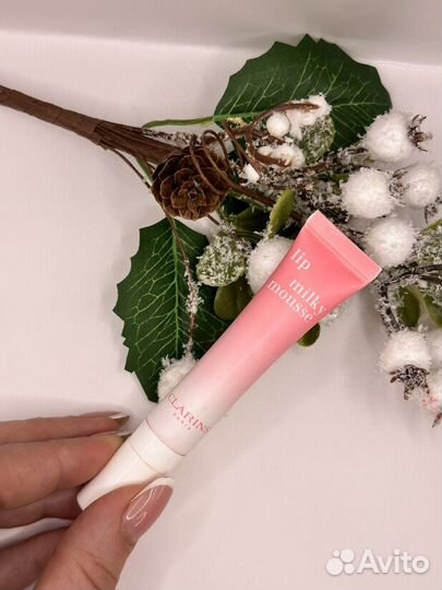 Средства для губ Clarins