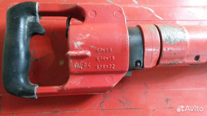 Продам строительно-монтажный пистолет пц-84