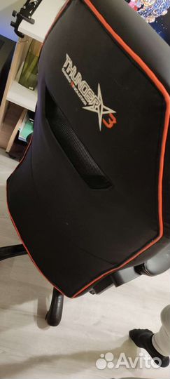 Игровое кресло thunderx3