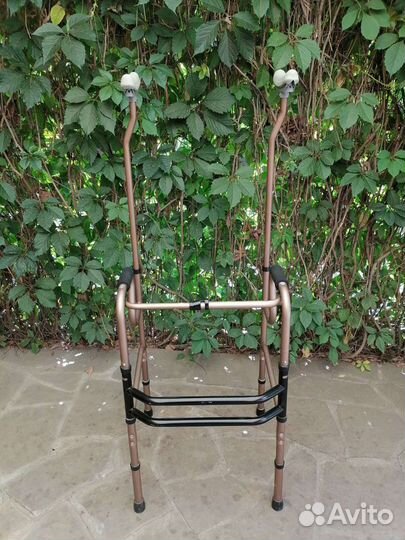 Ходунки для взрослых