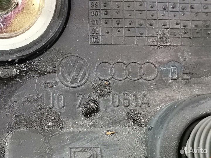 Кулиса кпп для Volkswagen Golf 4 1J0711117A