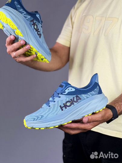 Кроссовки Hoka Challenger Art 7