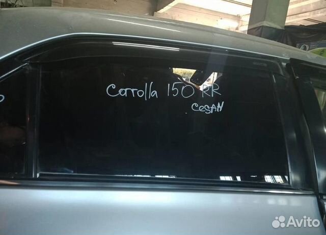 Стекло двери задней правой Toyota Corolla E15 200