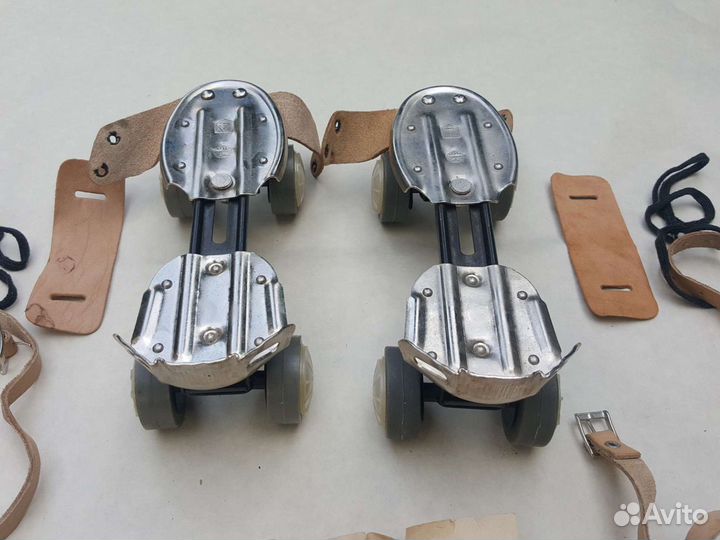 Коньки роликовые СССР