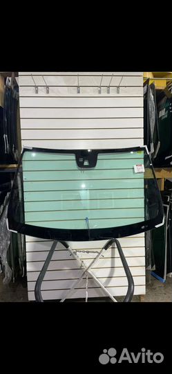 Лобовое стекло Kia Spectra