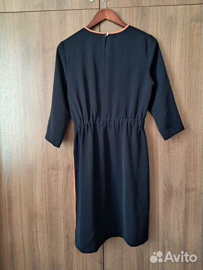 Платье женское 46 размер