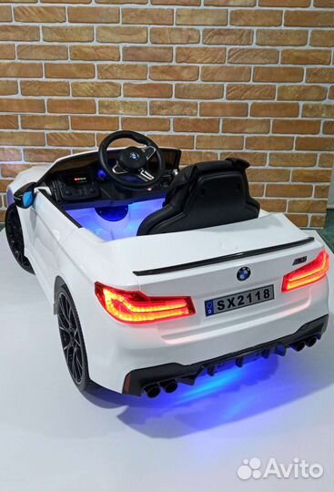 Электромобиль