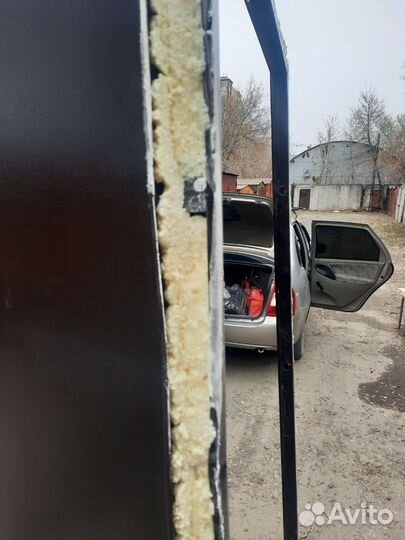 Дверь входная металлическая