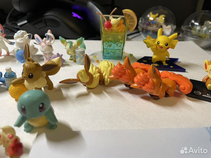 Pokemon фигурка