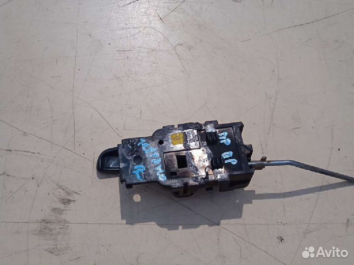 Внутренняя ручка передняя правая Nissan Terrano 2