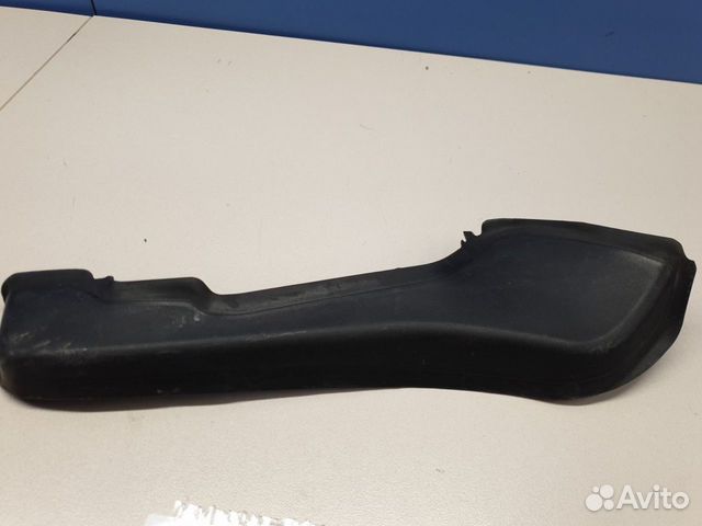 Накладка двери багажника правая BMW X5 G05 2018