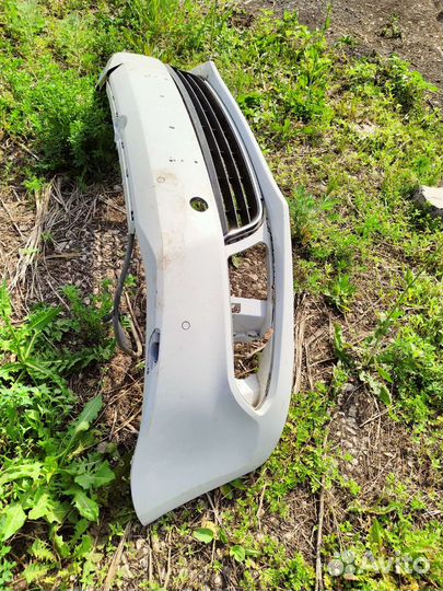 Бампер передний Volkswagen Jetta 6 2011г