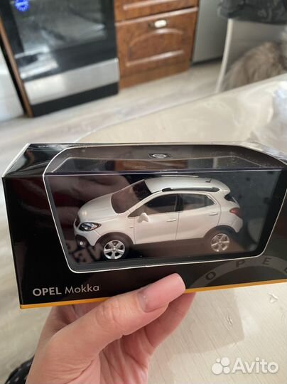 Модель машины Opel Mokka