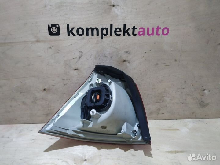 Фонарь задний правый Volkswagen Golf 5 2003-2009