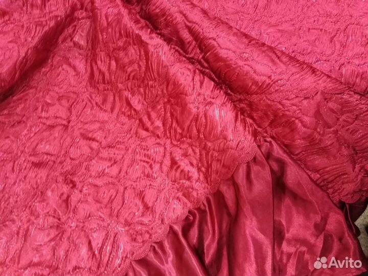 Покрывало на 2 х спальную кровать новое